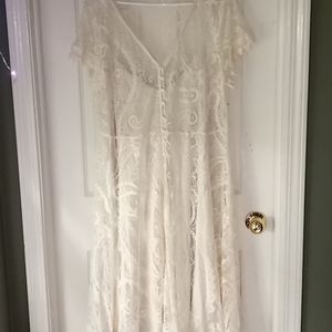 Gorgeous lace Torrid dress